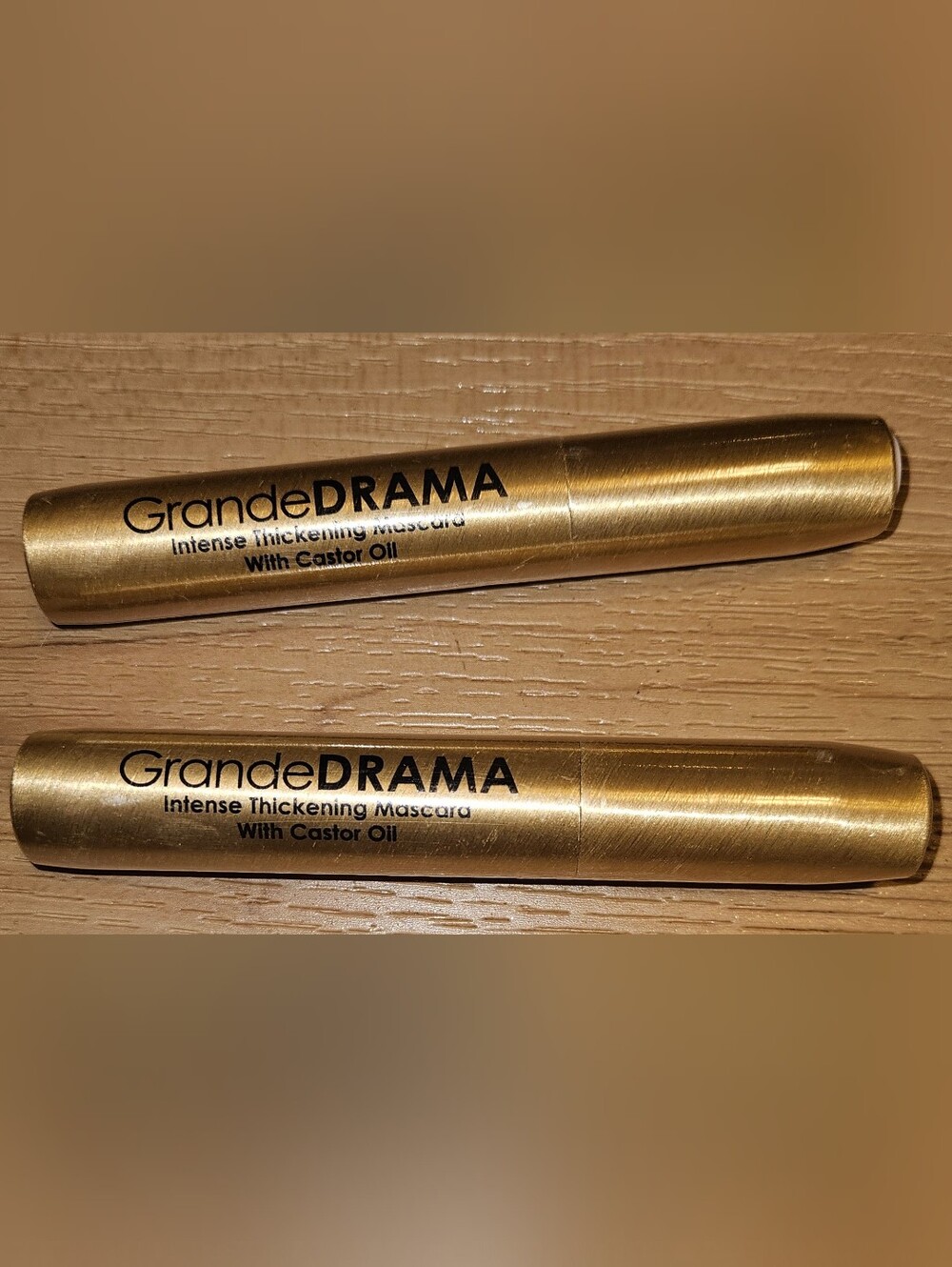 Intense Thickening Mascara — Gold